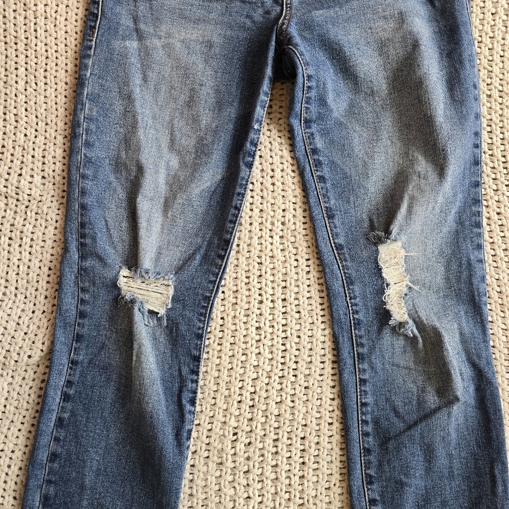 BP | Size 28 | Medium Wash Ripped Distressed Skinny Jeans - Picture 4 of 14